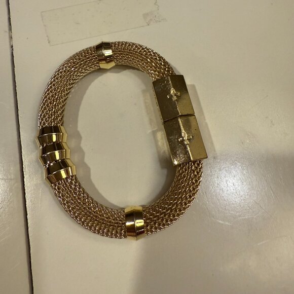 Womens Holst and Lee Mesh Gold Bracelet - Picture 4 of 5